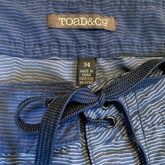 Toad & Co Cetacean Trunk Shorts UPF 40 Striped Supplex Nylon Water Repellent 34" - Picture 2 of 5